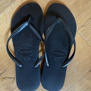 Havianas size Women’s 9